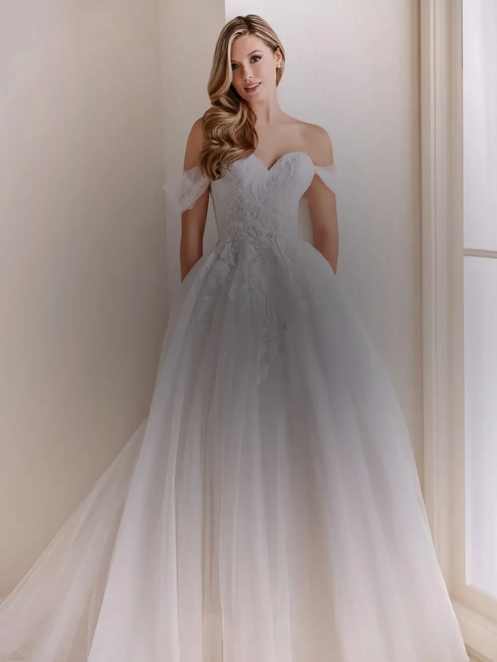 Enchanting by Mon Cheri