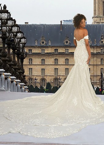 Ashley & Justin Style No. 11920 #2 thumbnail